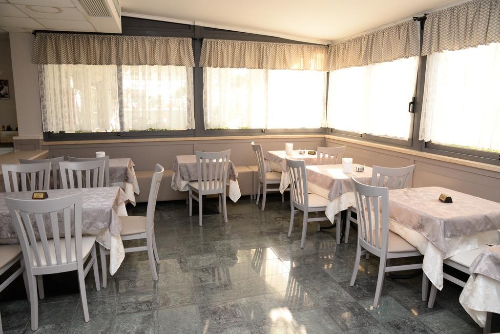 Al Ragno Hotel 3*